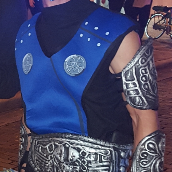 Mortal Kombat Subzero costume - Picture 2 of 4